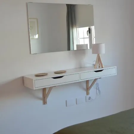 Mirafondo Playa Honda (Lanzarote)